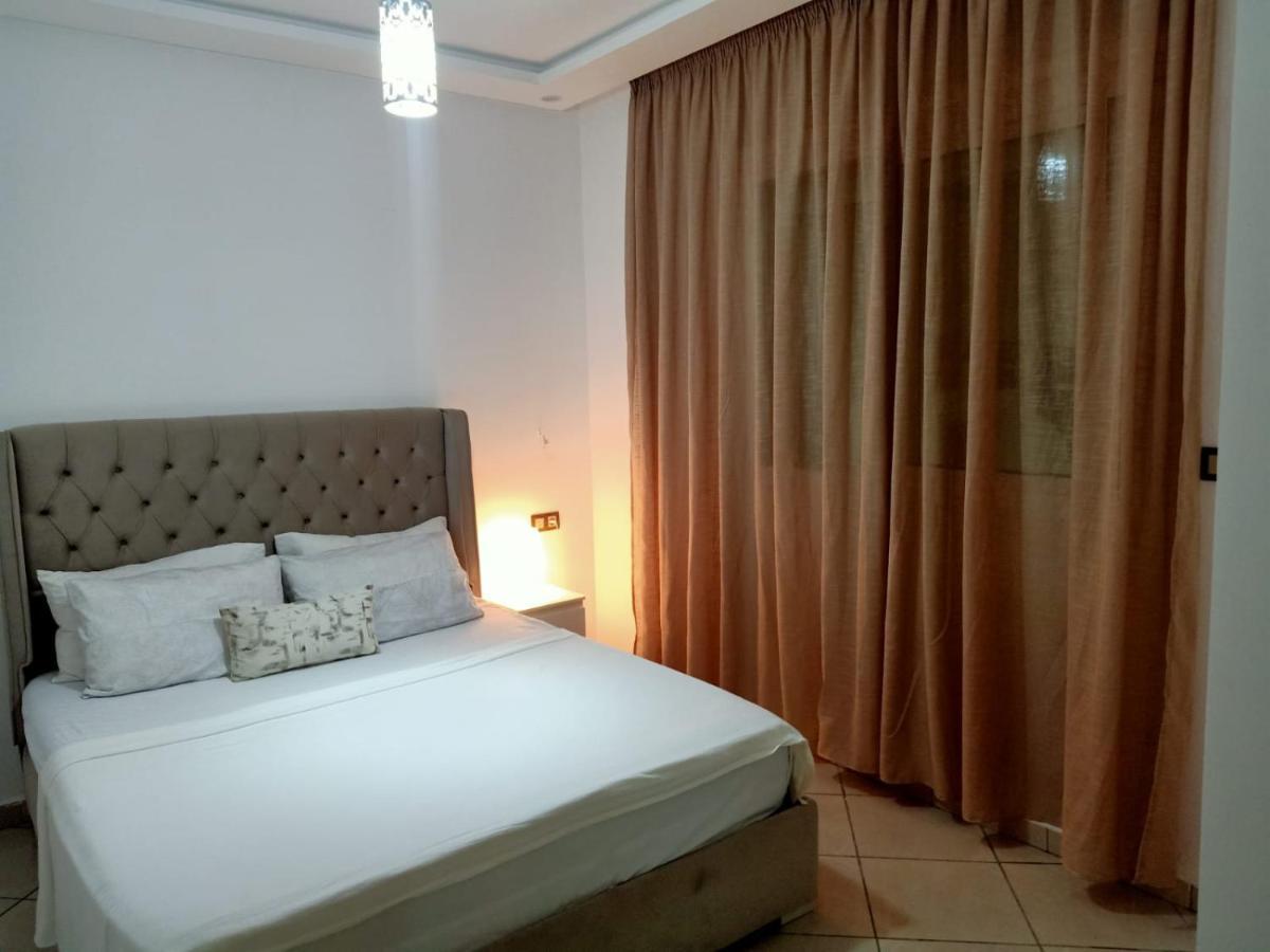 De Luxe A Deux Pas De La Apartment